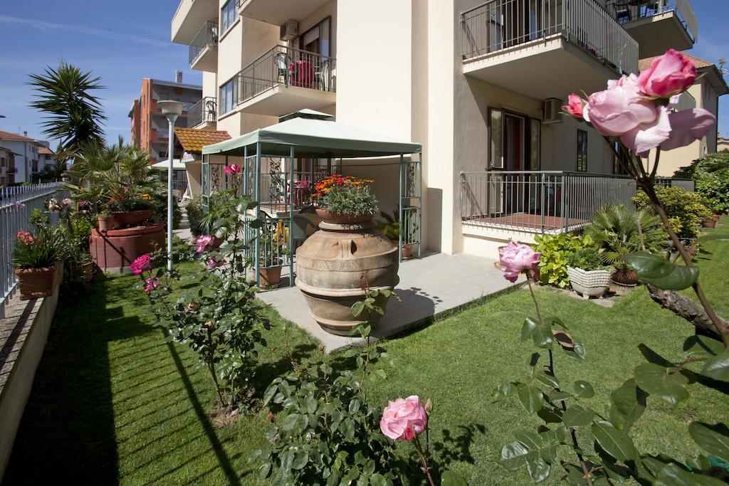 Hotel Corallo Albinia Luaran gambar